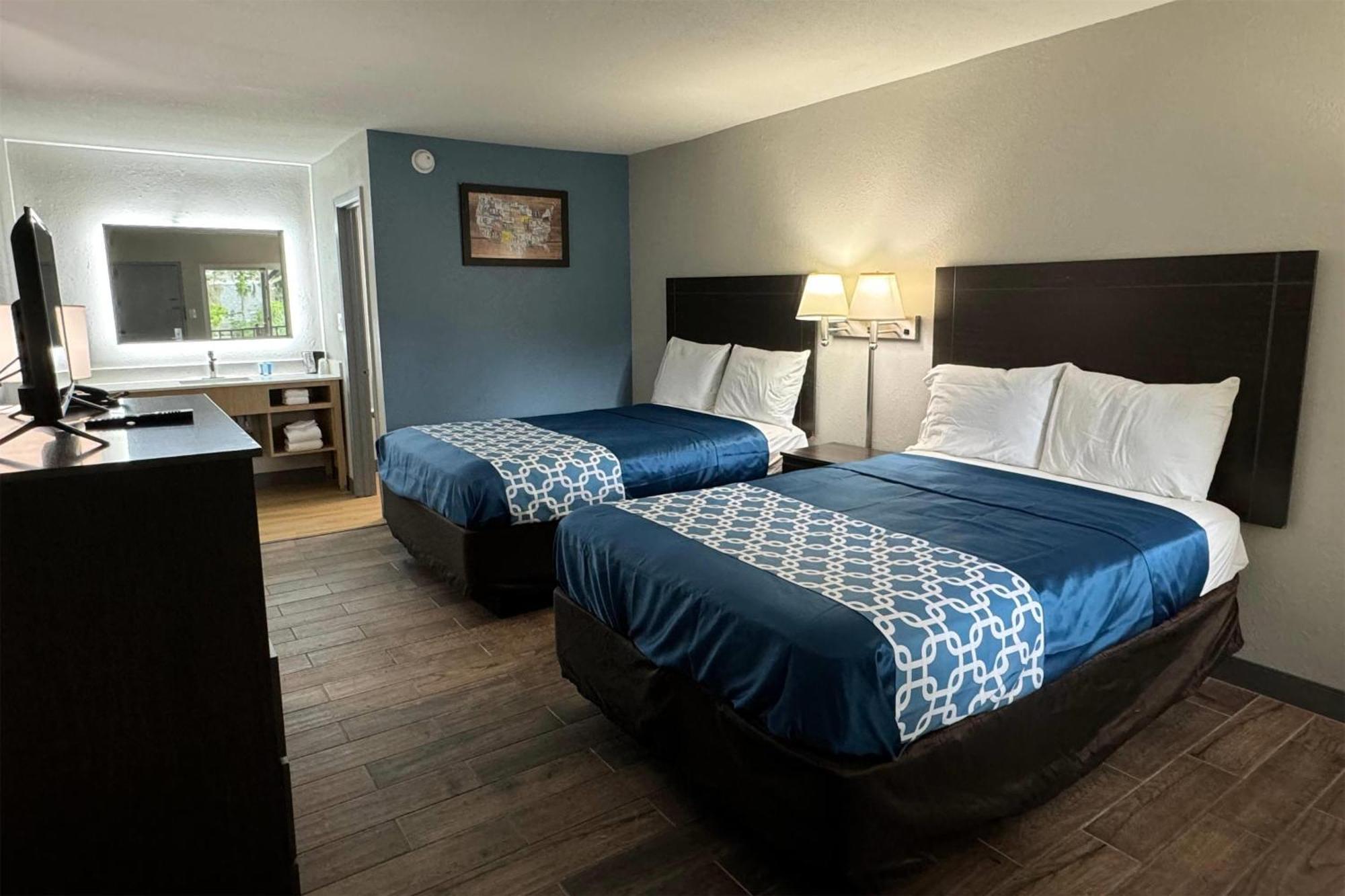 Travelodge By Wyndham Gainesville Buitenkant foto